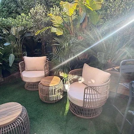 Tropez Centre Parking Et Jardin Prive Inclus *