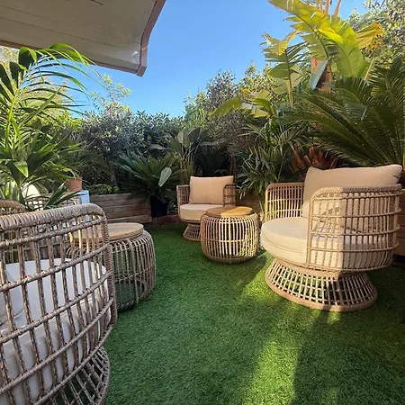 Tropez Centre Parking Et Jardin Prive Inclus Сен-Тропе