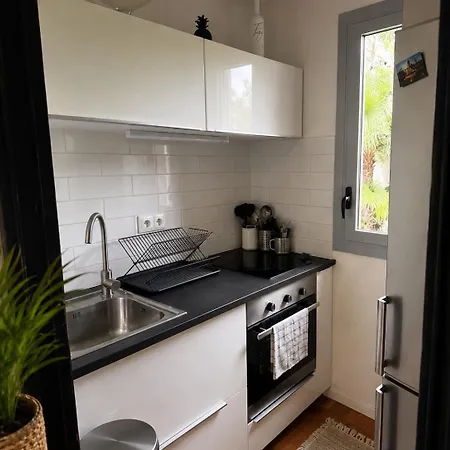 Tropez Centre Parking Et Jardin Prive Inclus Apartment *