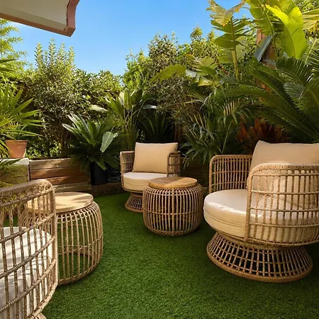 Apartment Tropez Centre Parking Et Jardin Prive Inclus