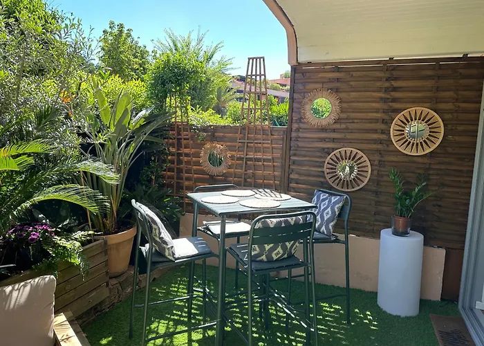 Tropez Centre Parking Et Jardin Prive Inclus *