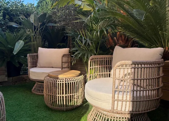 Tropez Centre Parking Et Jardin Prive Inclus Apartment Saint-Tropez